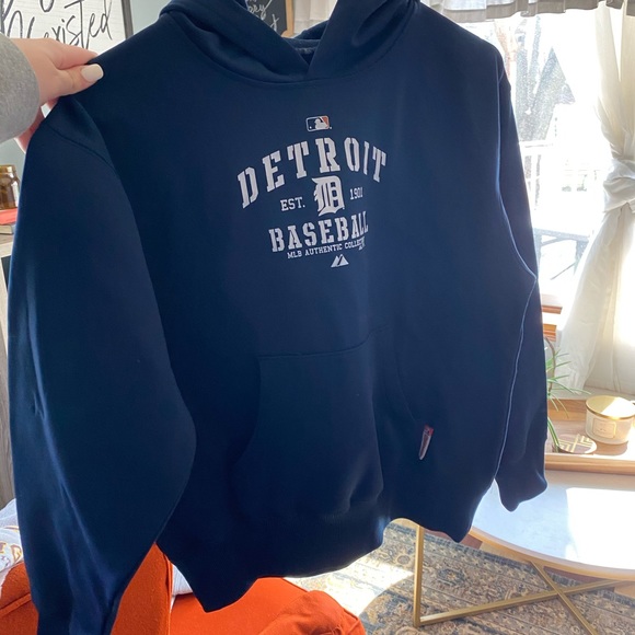 Detroit Tigers hoodie - Picture 2 of 2